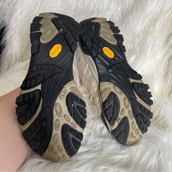 Merrell Beige and Black Ankle Boots - Picture 5 of 7